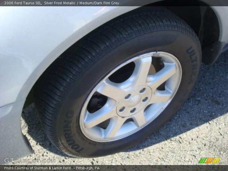 Silver Frost Metallic / Medium/Dark Flint Grey 2006 Ford Taurus SEL