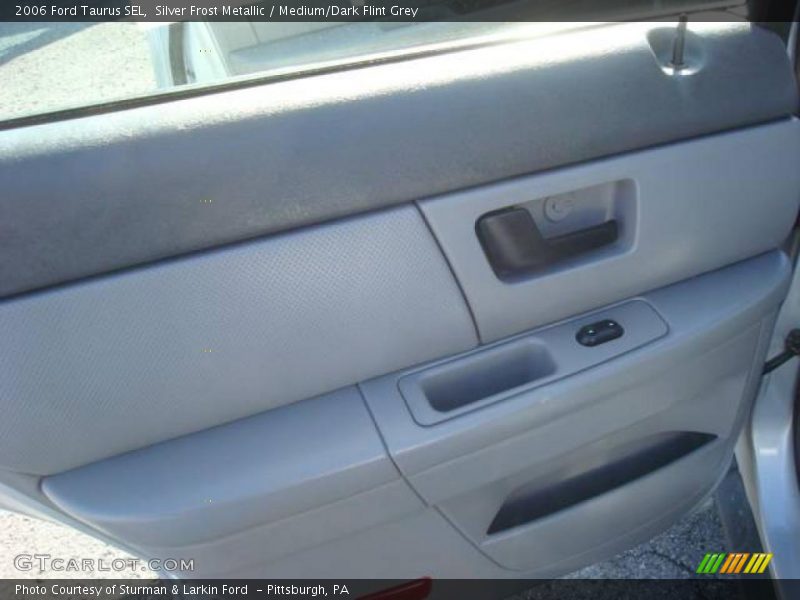 Silver Frost Metallic / Medium/Dark Flint Grey 2006 Ford Taurus SEL
