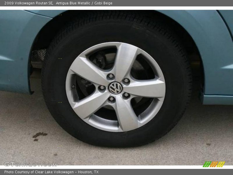 Antigua Blue Metallic / Gobi Beige 2009 Volkswagen Routan SE