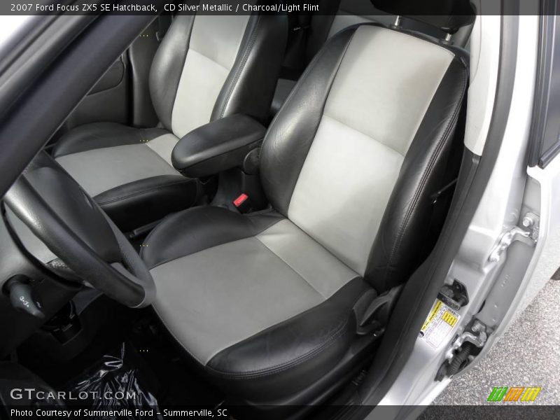 CD Silver Metallic / Charcoal/Light Flint 2007 Ford Focus ZX5 SE Hatchback