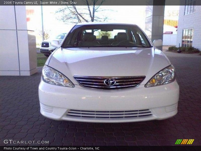 Super White / Stone Gray 2006 Toyota Camry LE