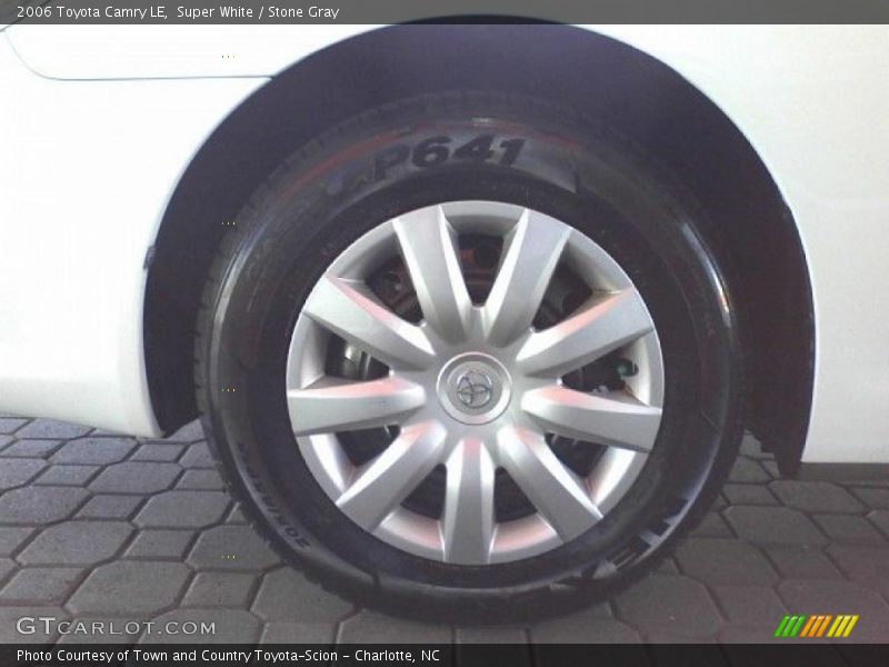 Super White / Stone Gray 2006 Toyota Camry LE
