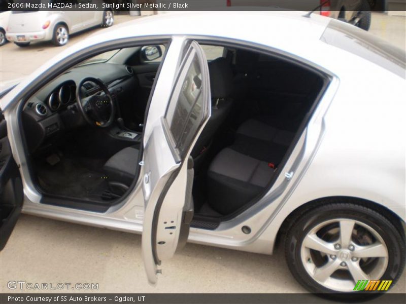 Sunlight Silver Metallic / Black 2006 Mazda MAZDA3 i Sedan