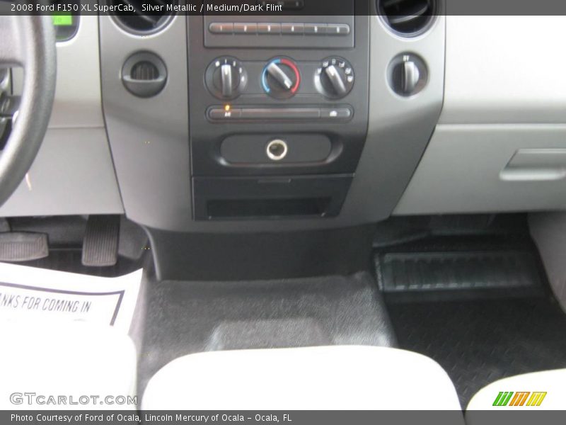 Silver Metallic / Medium/Dark Flint 2008 Ford F150 XL SuperCab