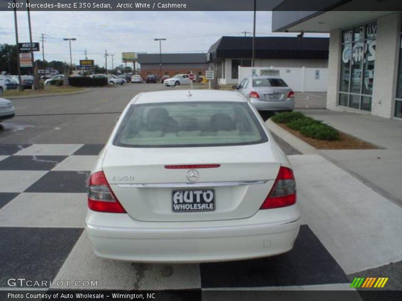 Arctic White / Cashmere 2007 Mercedes-Benz E 350 Sedan