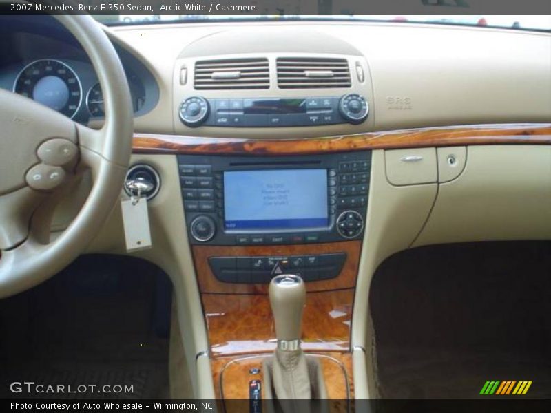 Arctic White / Cashmere 2007 Mercedes-Benz E 350 Sedan