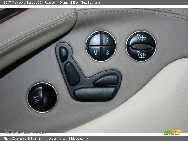 Diamond Silver Metallic / Java 2007 Mercedes-Benz SL 550 Roadster