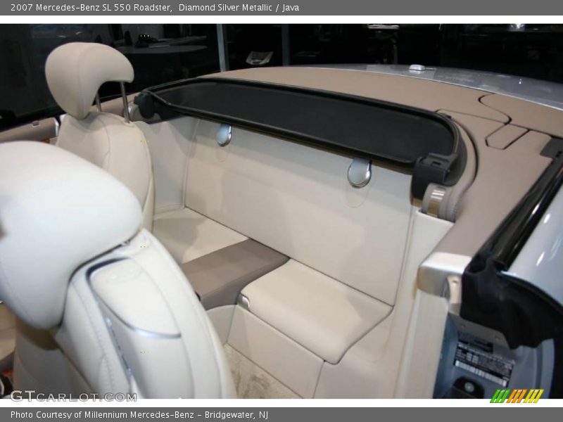 Diamond Silver Metallic / Java 2007 Mercedes-Benz SL 550 Roadster