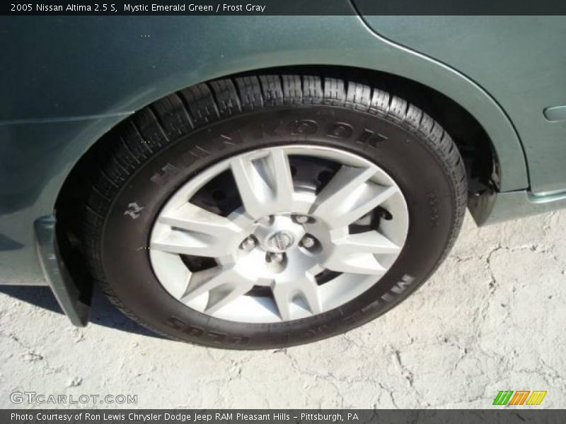Mystic Emerald Green / Frost Gray 2005 Nissan Altima 2.5 S