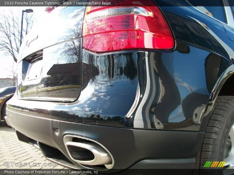 Black / Havanna/Sand Beige 2010 Porsche Cayenne Tiptronic