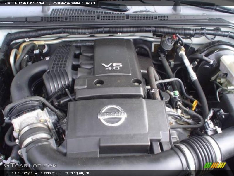 Avalanche White / Desert 2006 Nissan Pathfinder LE