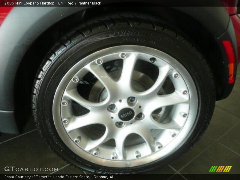 Chili Red / Panther Black 2006 Mini Cooper S Hardtop