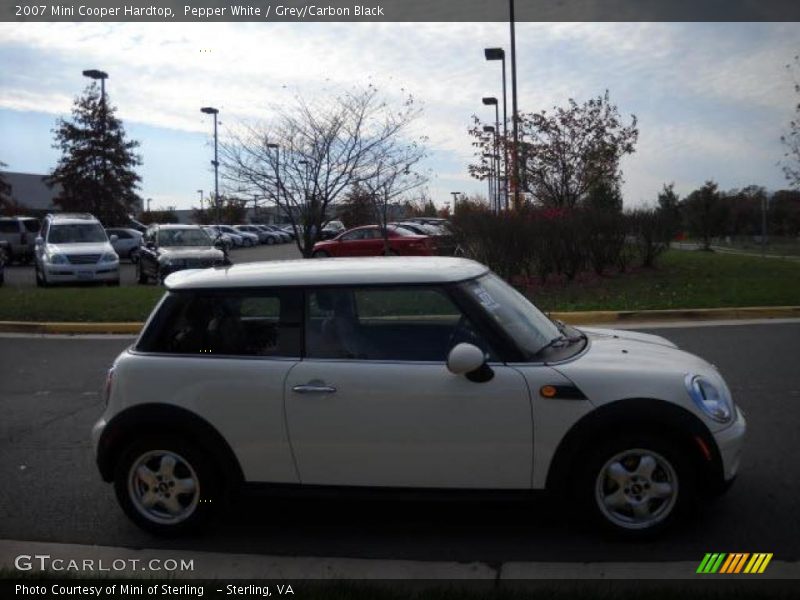 Pepper White / Grey/Carbon Black 2007 Mini Cooper Hardtop