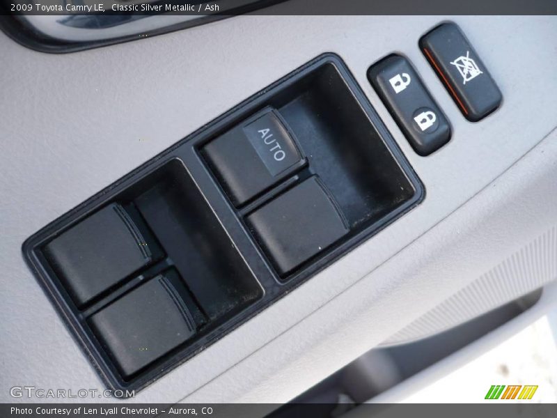 Classic Silver Metallic / Ash 2009 Toyota Camry LE