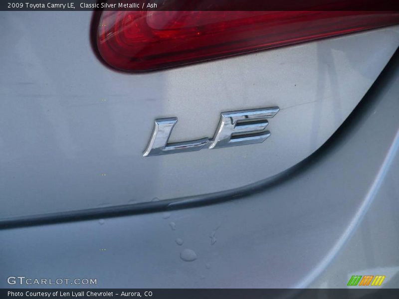 Classic Silver Metallic / Ash 2009 Toyota Camry LE