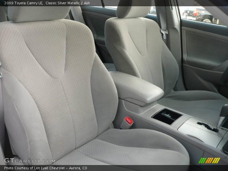 Classic Silver Metallic / Ash 2009 Toyota Camry LE