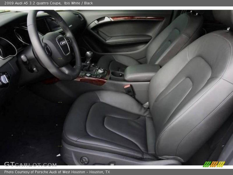 Ibis White / Black 2009 Audi A5 3.2 quattro Coupe