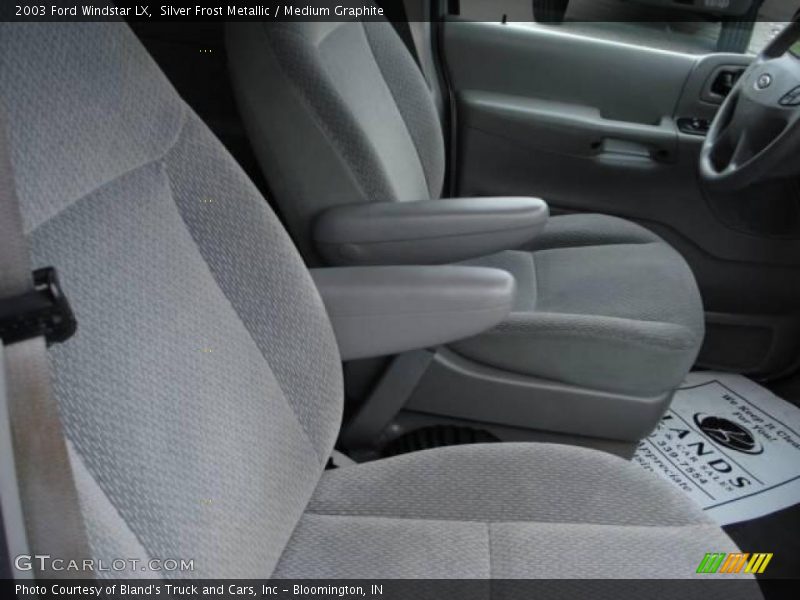 Silver Frost Metallic / Medium Graphite 2003 Ford Windstar LX