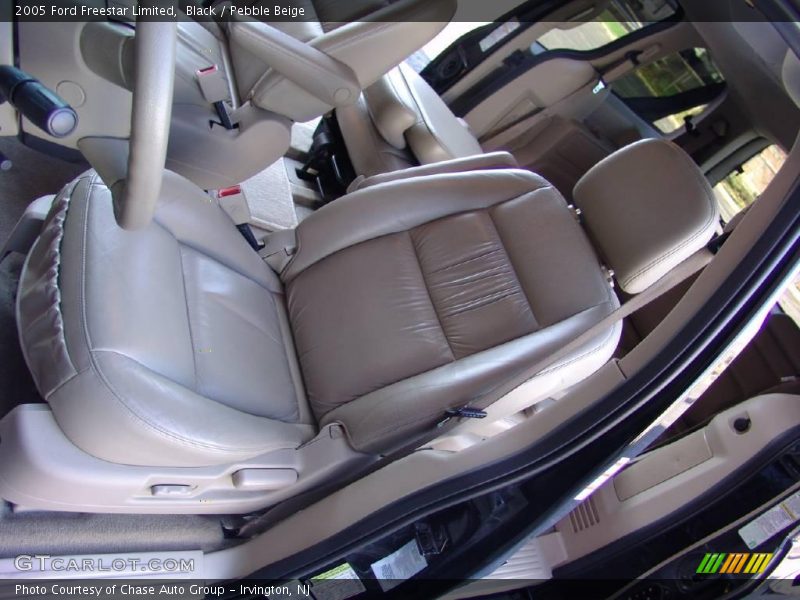 Black / Pebble Beige 2005 Ford Freestar Limited