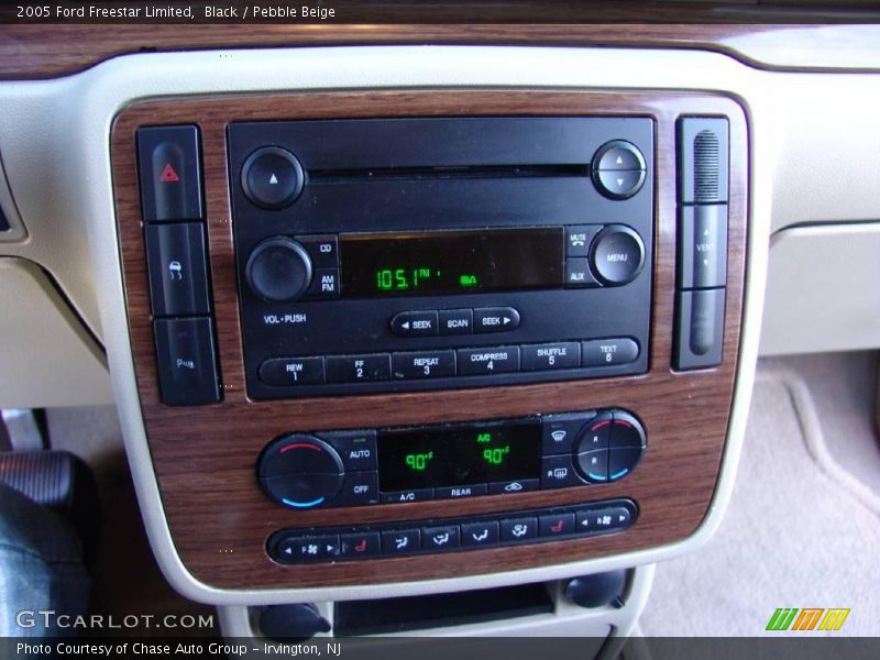 Black / Pebble Beige 2005 Ford Freestar Limited