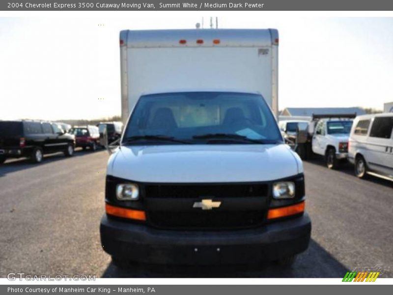 Summit White / Medium Dark Pewter 2004 Chevrolet Express 3500 Cutaway Moving Van