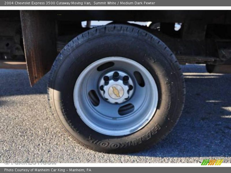 Summit White / Medium Dark Pewter 2004 Chevrolet Express 3500 Cutaway Moving Van