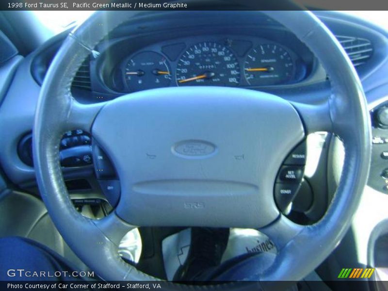 Pacific Green Metallic / Medium Graphite 1998 Ford Taurus SE