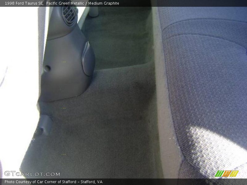 Pacific Green Metallic / Medium Graphite 1998 Ford Taurus SE