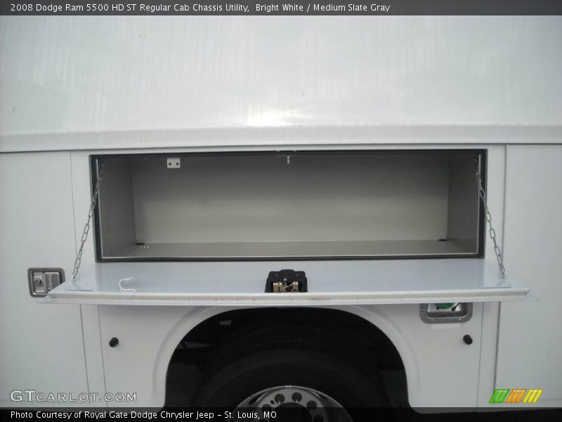 Bright White / Medium Slate Gray 2008 Dodge Ram 5500 HD ST Regular Cab Chassis Utility