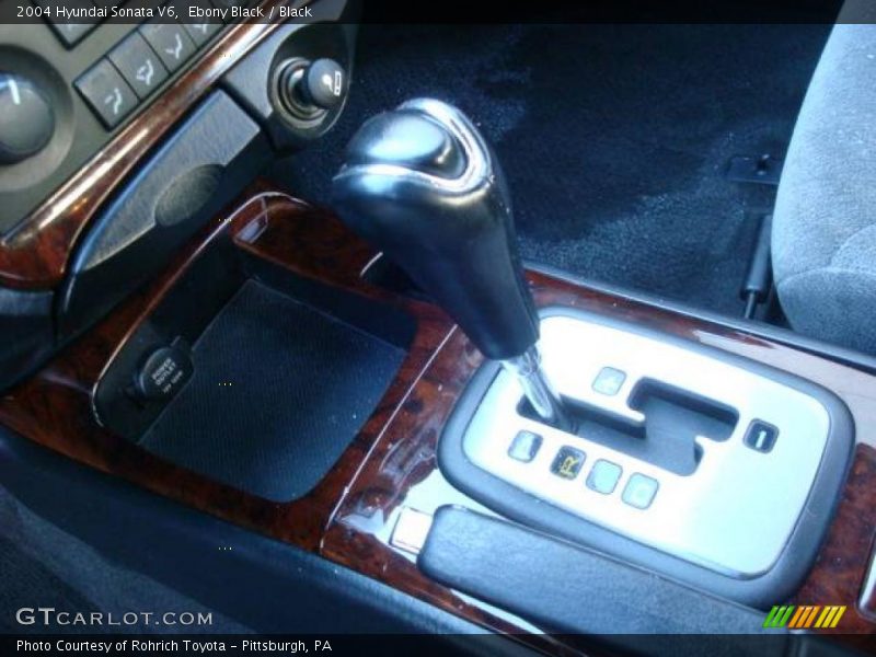 Ebony Black / Black 2004 Hyundai Sonata V6
