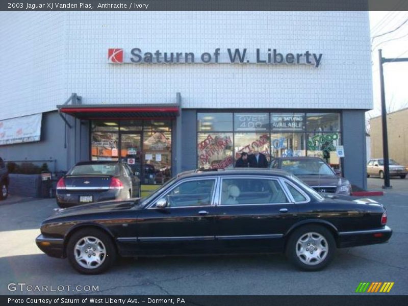 Anthracite / Ivory 2003 Jaguar XJ Vanden Plas