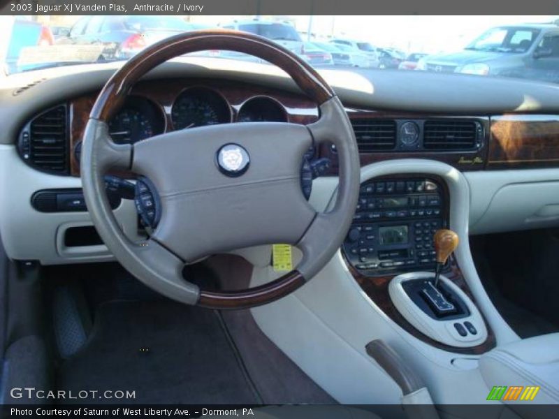 Anthracite / Ivory 2003 Jaguar XJ Vanden Plas