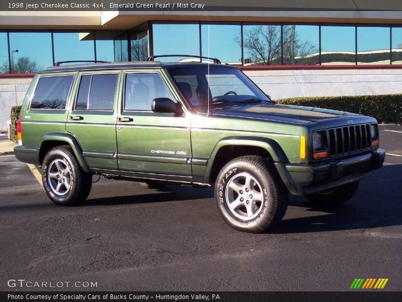 Emerald Green Pearl / Mist Gray 1998 Jeep Cherokee Classic 4x4