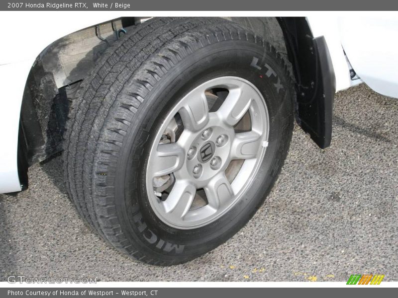 White / Beige 2007 Honda Ridgeline RTX