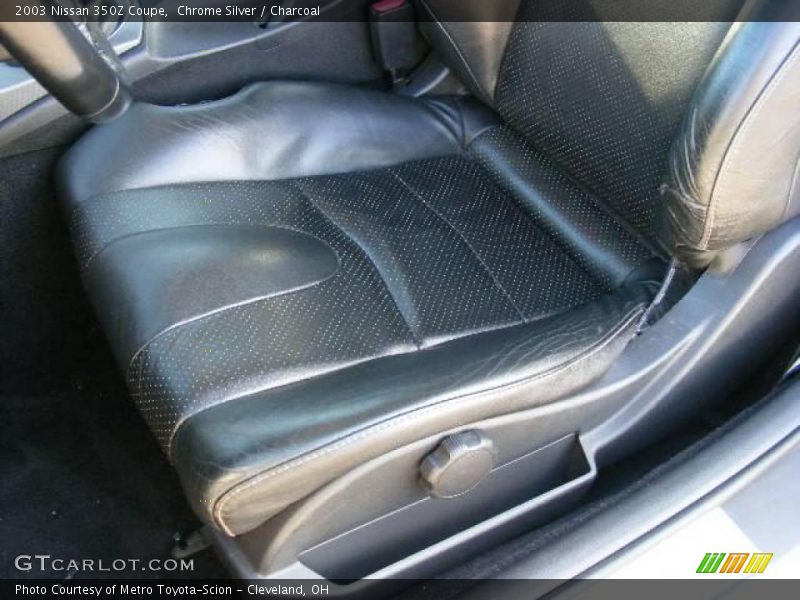 Chrome Silver / Charcoal 2003 Nissan 350Z Coupe