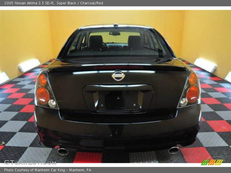 Super Black / Charcoal/Red 2005 Nissan Altima 3.5 SE-R