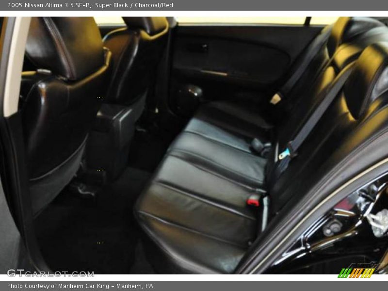 Super Black / Charcoal/Red 2005 Nissan Altima 3.5 SE-R