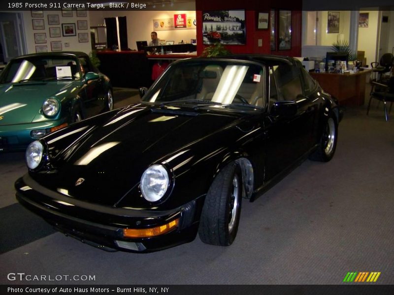 Black / Beige 1985 Porsche 911 Carrera Targa