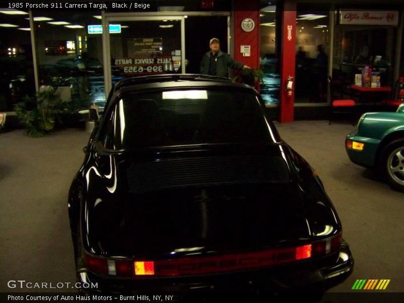 Black / Beige 1985 Porsche 911 Carrera Targa