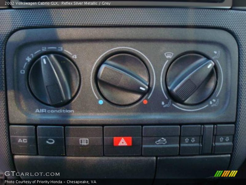 Reflex Silver Metallic / Grey 2002 Volkswagen Cabrio GLX