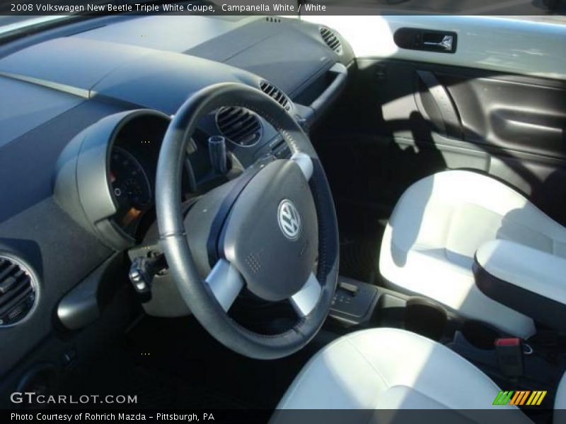 Campanella White / White 2008 Volkswagen New Beetle Triple White Coupe