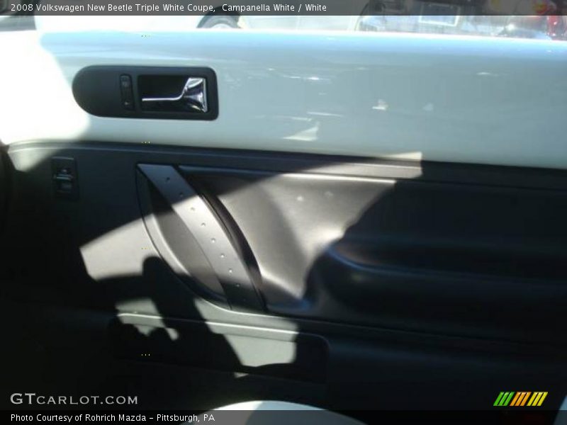 Campanella White / White 2008 Volkswagen New Beetle Triple White Coupe