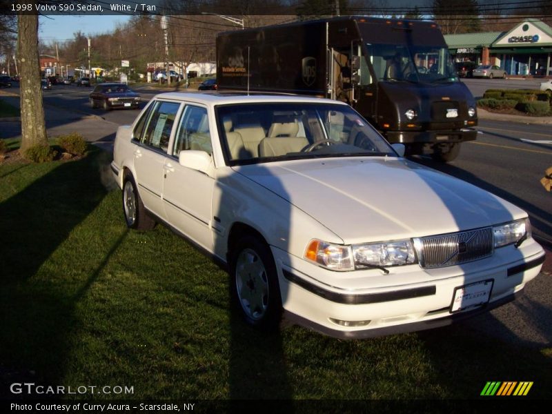 White / Tan 1998 Volvo S90 Sedan