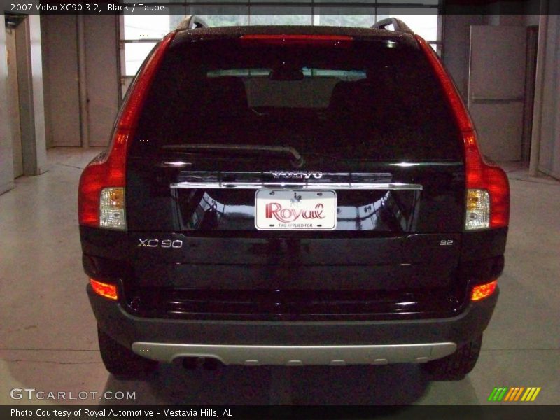 Black / Taupe 2007 Volvo XC90 3.2