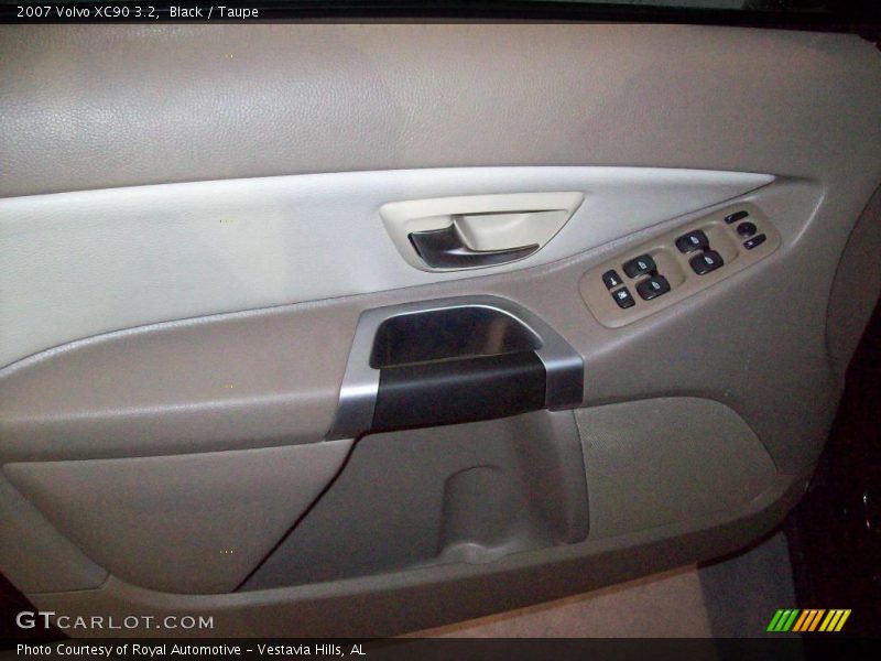 Black / Taupe 2007 Volvo XC90 3.2