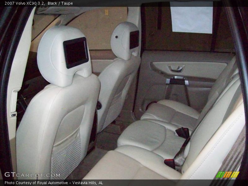 Black / Taupe 2007 Volvo XC90 3.2