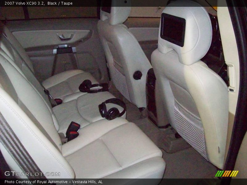 Black / Taupe 2007 Volvo XC90 3.2