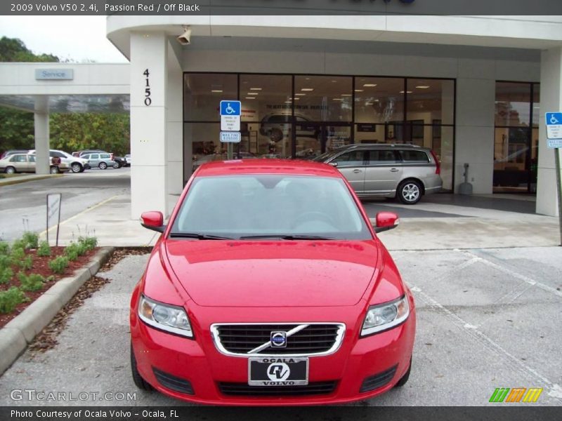 Passion Red / Off Black 2009 Volvo V50 2.4i