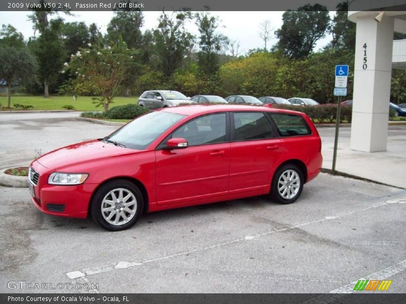 Passion Red / Off Black 2009 Volvo V50 2.4i