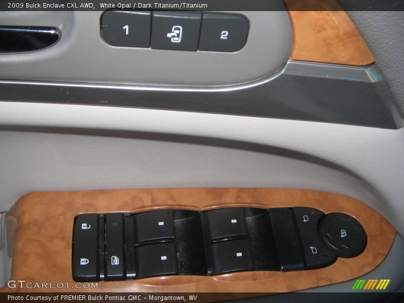 White Opal / Dark Titanium/Titanium 2009 Buick Enclave CXL AWD